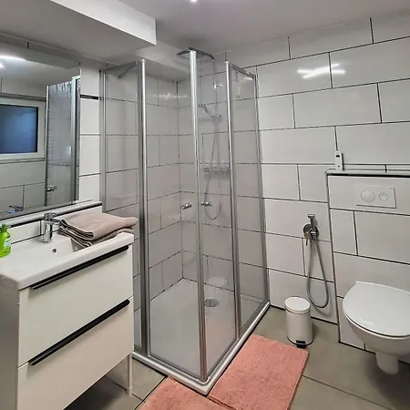 Gemuetliche Im Gruenen Birstein